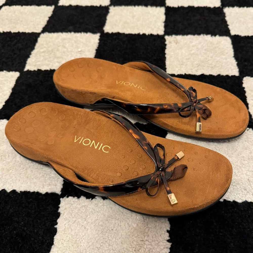 VIONIC Flip Flops 44 Bella Tortoiseshell PrintThong Sandal Size 9